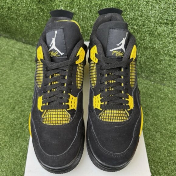 Jordan 4 Retro Mid Thunder - Picture 2 of 8